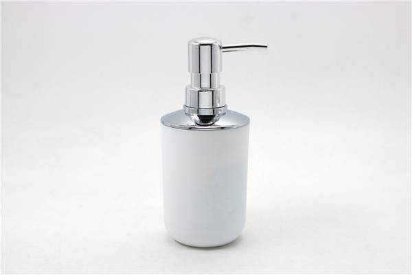 MMZ DISPENSER SAPONE PLASTICA BIANCO DM.7,5XH.18