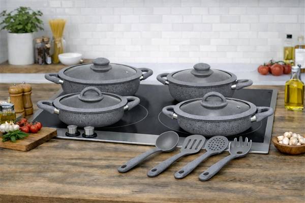 HOME BAVARIA SET TEGAMI 13PZ GRIGI 20/24/28/32CM CON COPERCHI IN VETRO E MESTOLI